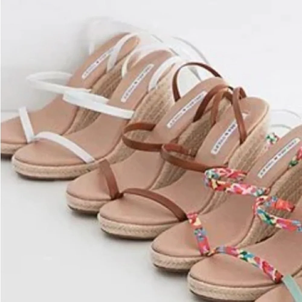 NWT Chelsea & Violet sz 8 Mriah brown leather strappy espadrille sandals